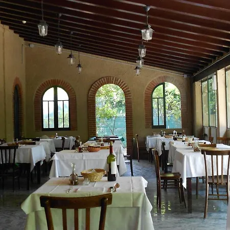 Hotell Elena