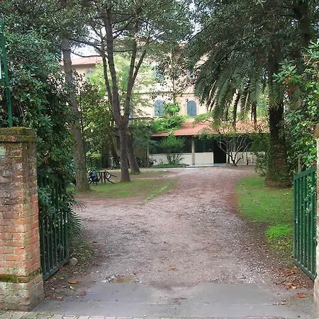 Elena Forte dei Marmi